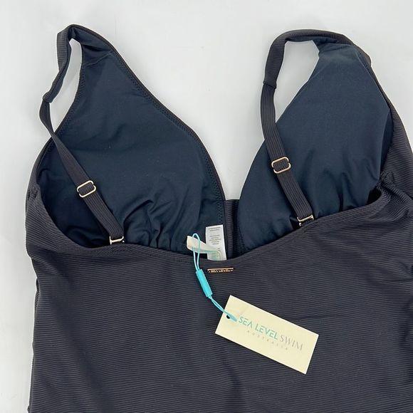 Sea Level Multi-fit Spliced Black One Piece Size 12 MSRP $120 NWT - Picture 7 of 9